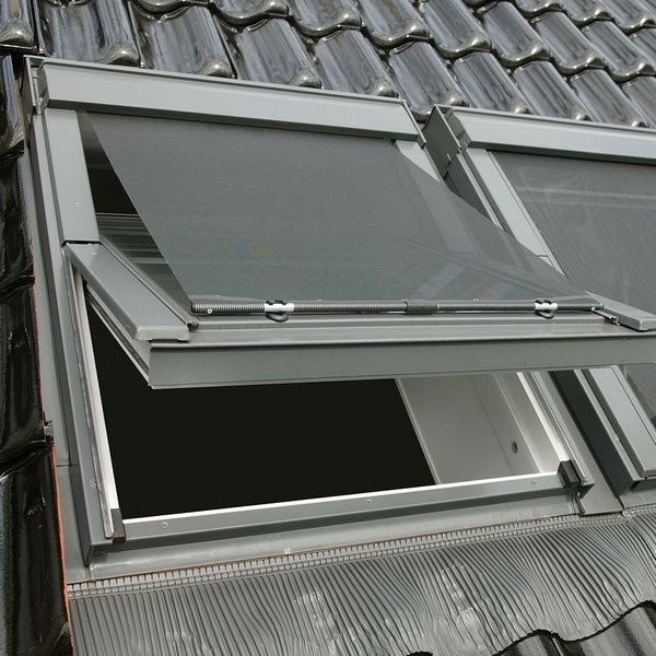 Verschil tussen VELUX buiten zonwering, en buiten zonwering – Algemene informatie